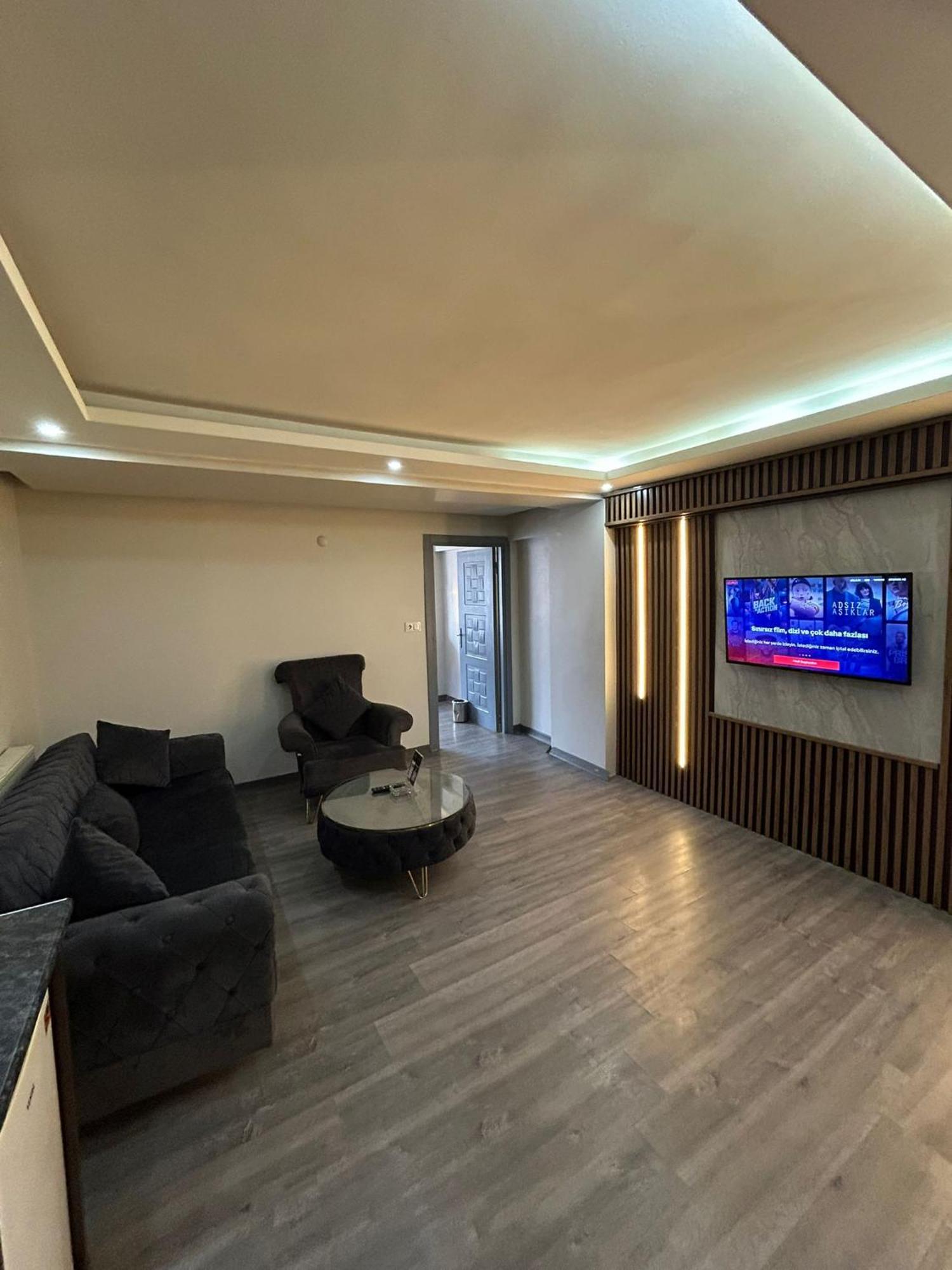 Sara Aparthotel