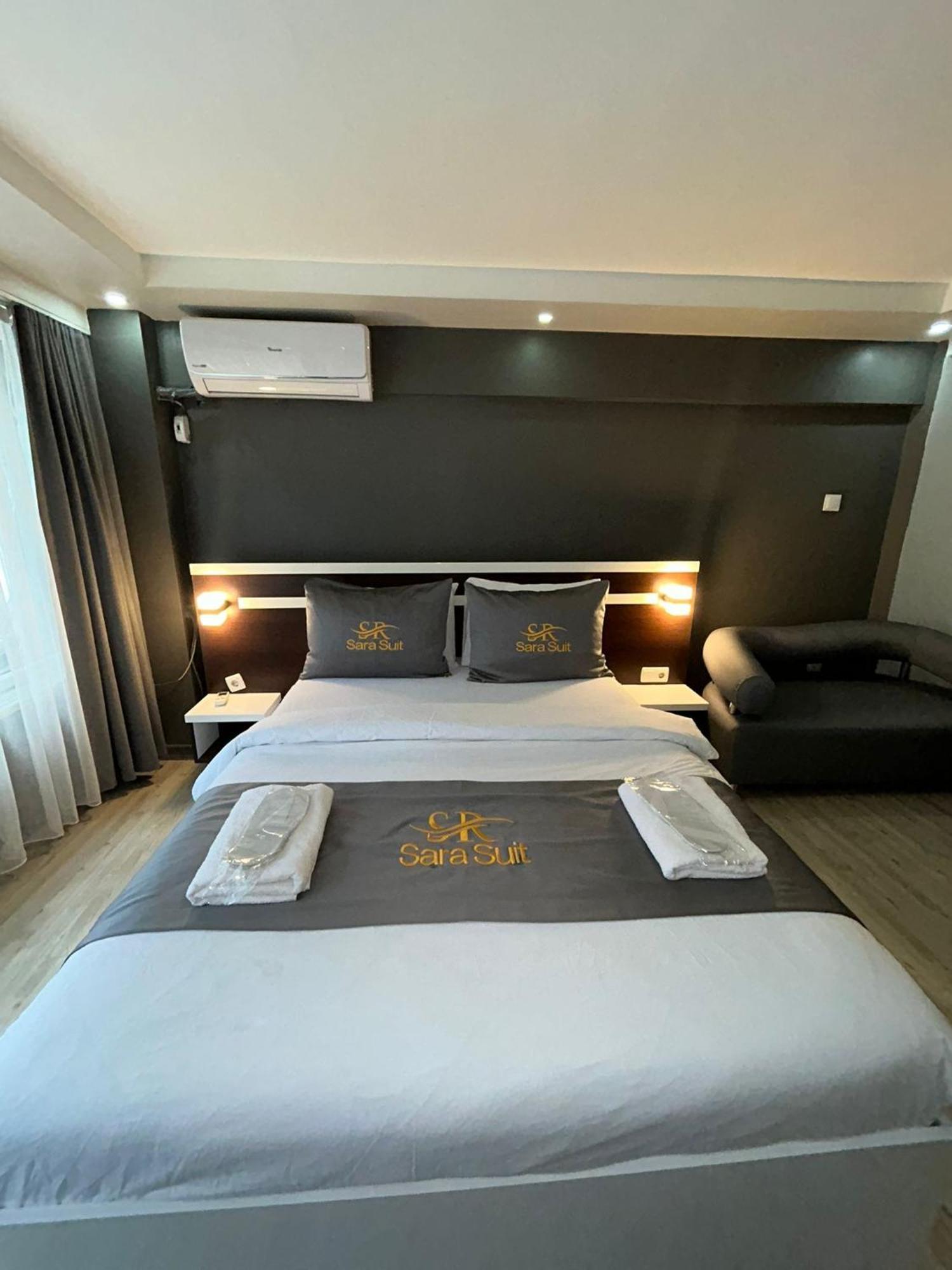 Sara Aparthotel